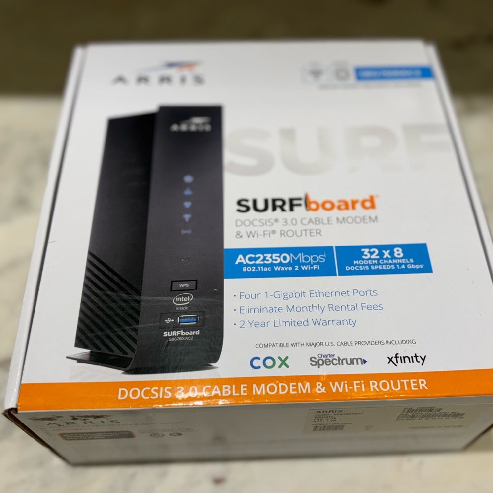 SURFboard DOCSIS 3.0 Cable Modem & Wi-Fi Router - Black